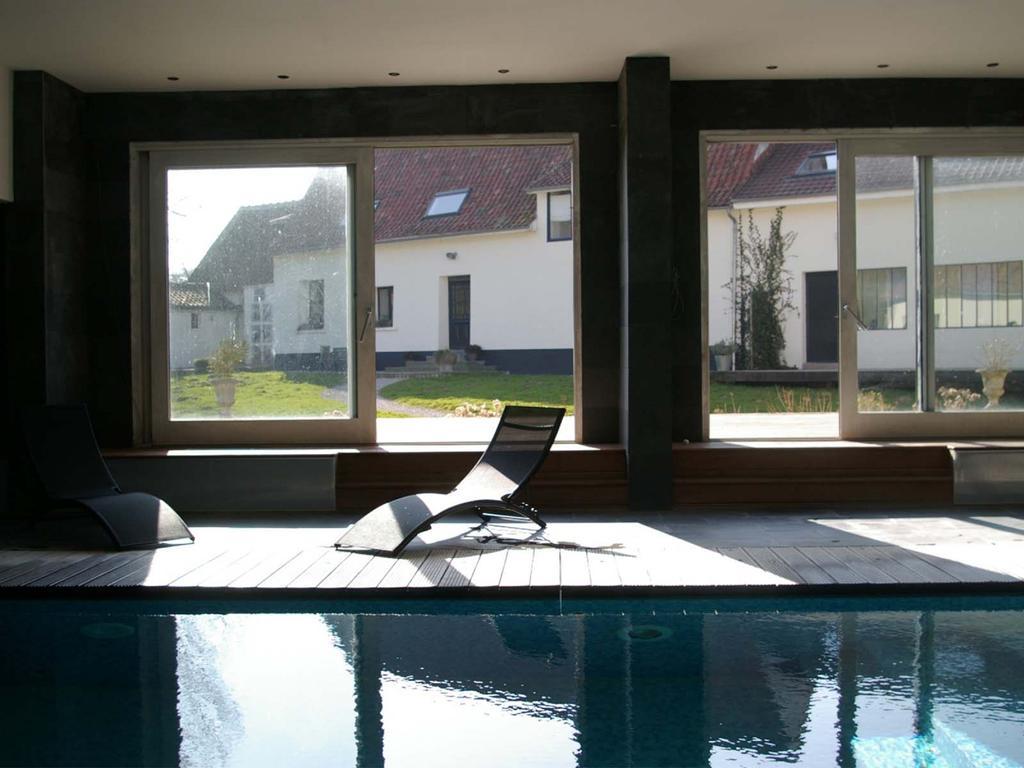 Le Clos Du Miroir Courset Exteriör bild