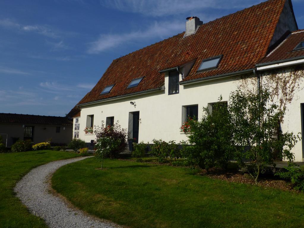 Le Clos Du Miroir Courset Exteriör bild